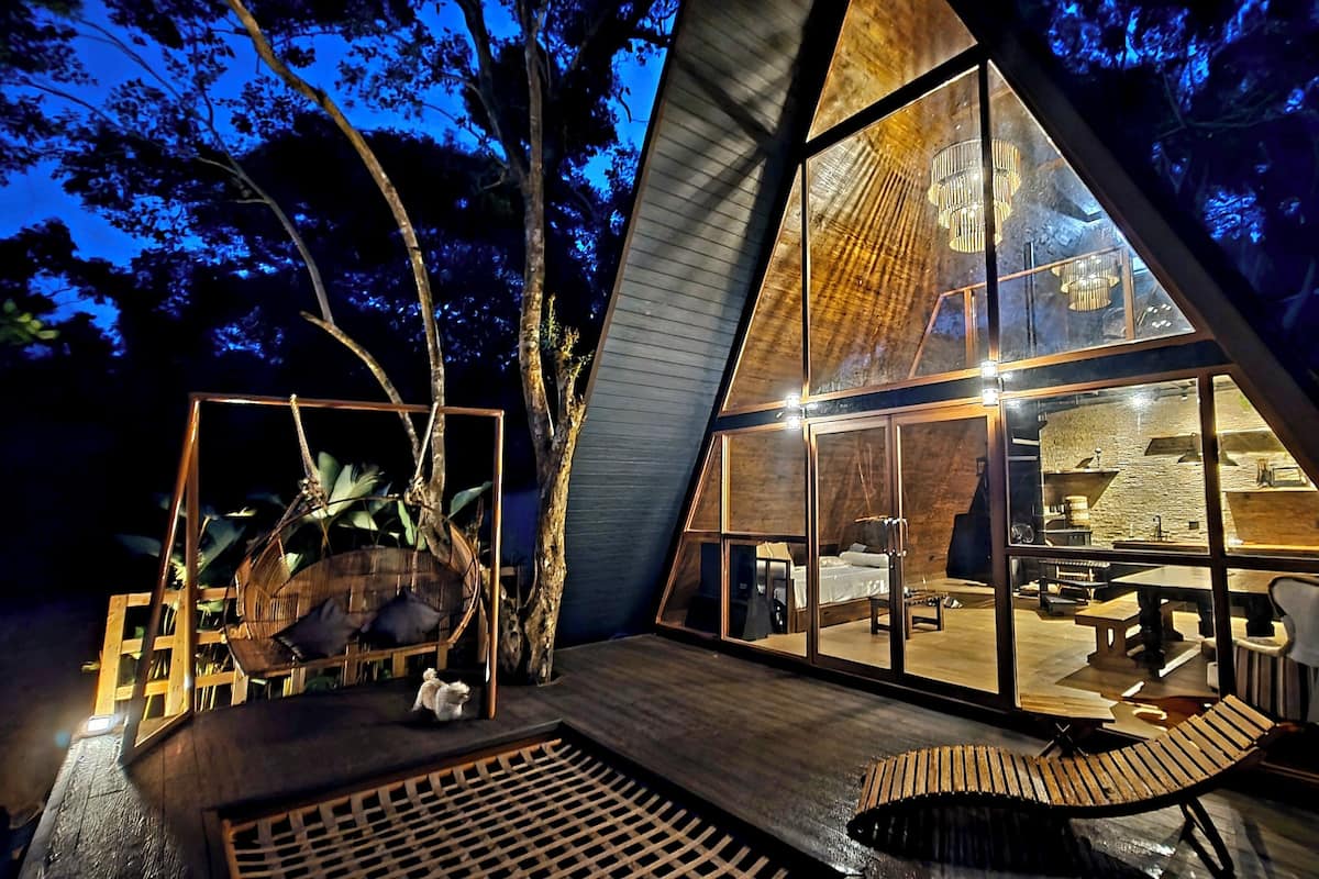 Ropa de cama de alta calidad, cubrecamas y colchones con pillow-top