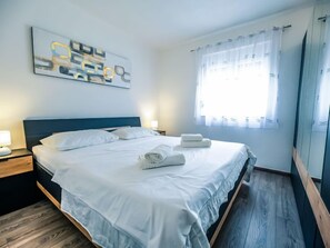 3 室のベッドルーム、インターネットアクセス (無料)