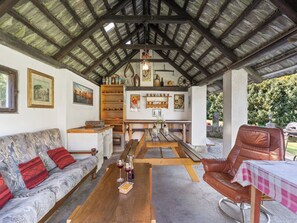 Outdoor dining - Křečovice by Interhome (Rovensko pod Troskami)