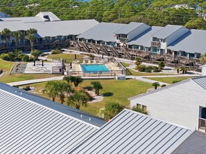Exterior - Ocean Mile I-9 - Beach Front, Swimming Pool, Beach Gear Credit Included! (St. George Island)