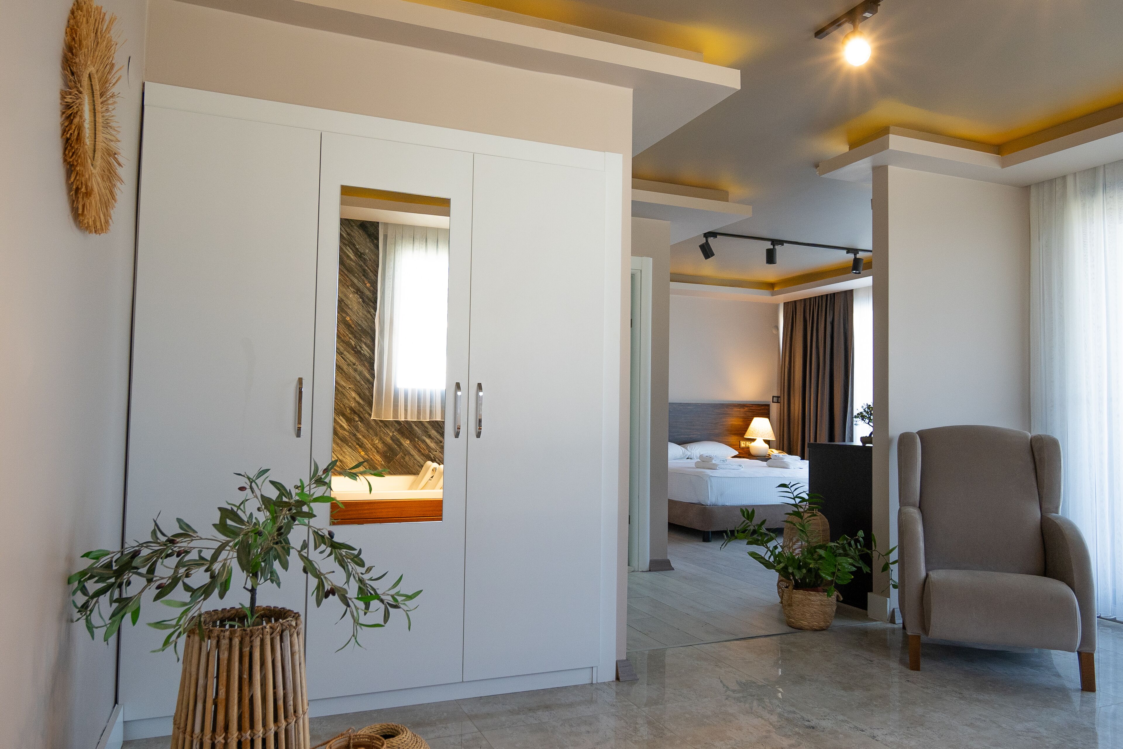 Caja de seguridad en la habitación, wifi gratis y ropa de cama 