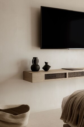Junior Room | Minibar, in-room safe, desk, soundproofing - Enigma Mykonos Boutique Hotel (Mykonos)