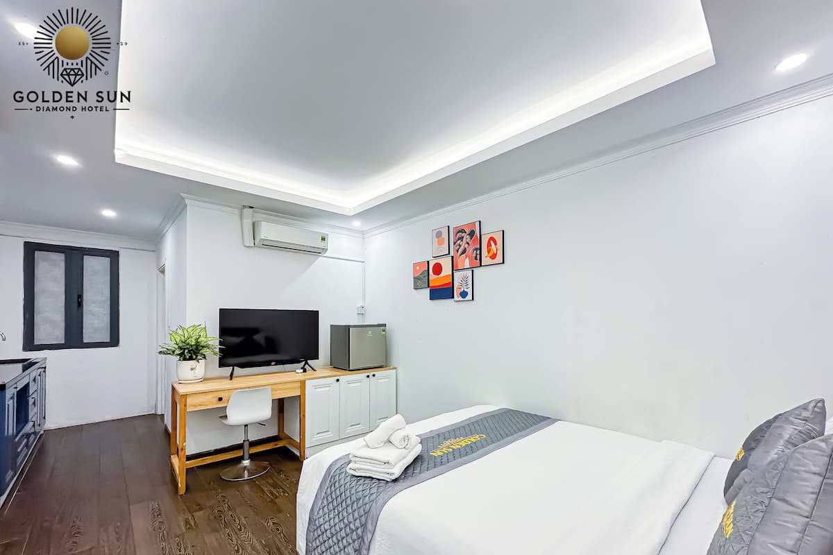 Comfort Room, 1 Queen Bed