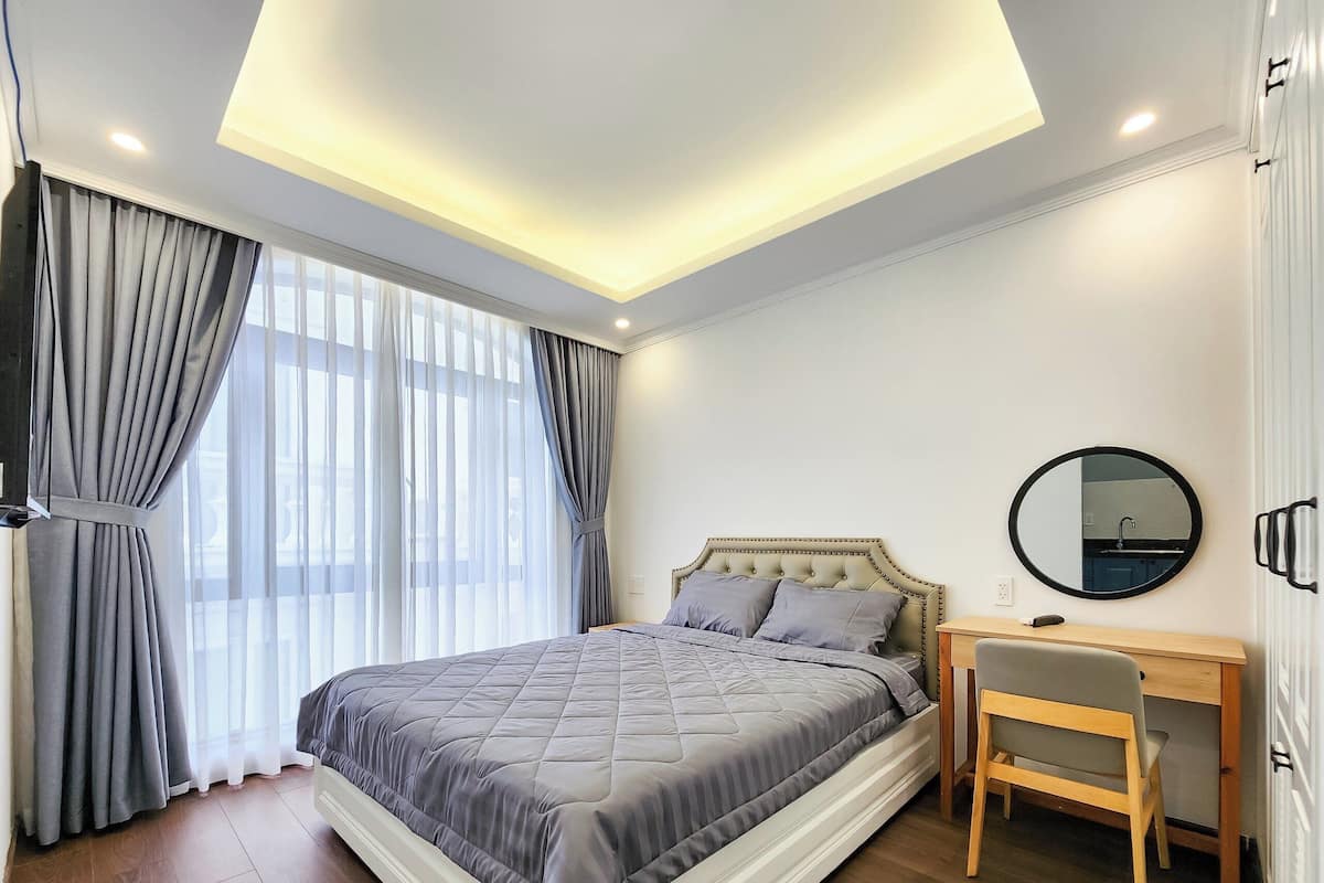 Deluxe Room, 1 Queen Bed, Garden View