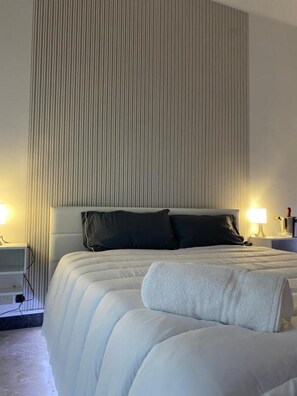 2 camere, ferro/asse da stiro, Wi-Fi gratuito