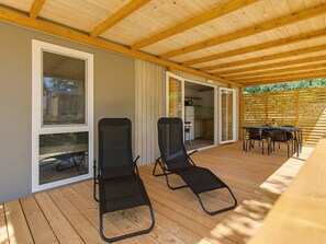 Outdoor dining - Adriamar Mobile Homes in Camping Park Umag  / Adriamar 2435 Park Umag (Karigador)