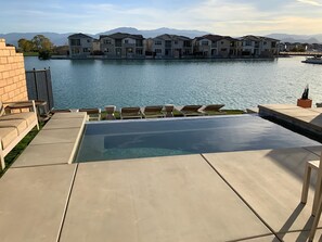 Piscine extérieure