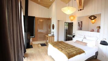 4 chambres, fer et planche à repasser, Wi-Fi, draps fournis