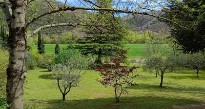 Gite au Domaine de L'avĂšne-tura