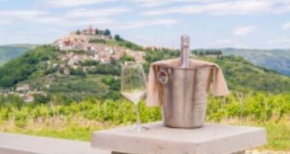 Rooms Cassa d'Oro in Motovun central Istria / Room Teran for 2 persons in Motovun
