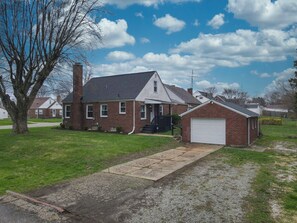 Exterior - Touchdown Bungalow: Charming HOF Village Home (Canton)