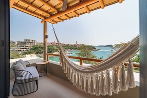Property grounds - 2 King Bed Suites, Ocean Views & Beach Access (Huatulco)