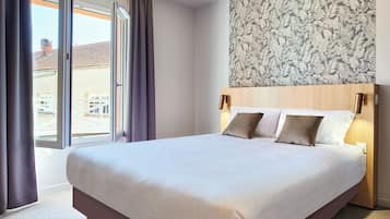 Comfort Double Room | Individually furnished, desk, laptop workspace, soundproofing