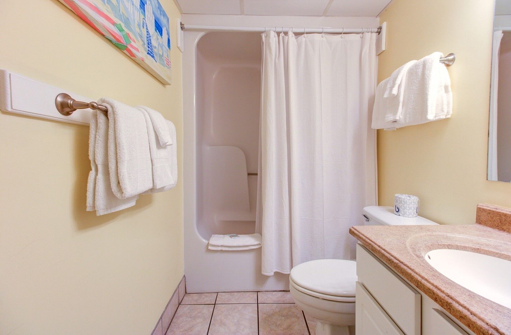 0701 The Green Starfish 1 Bedroom Condo by Redawning