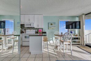 Condo, 1 Bedroom | Private kitchen | Fridge, oven, coffee/tea maker, toaster - 0701 The Green Starfish by Atlantic Towers (Carolina Beach)
