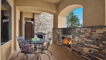 Condo, Multiple Beds, Balcony, Mountain View (Oasis Escape) | Outdoor dining