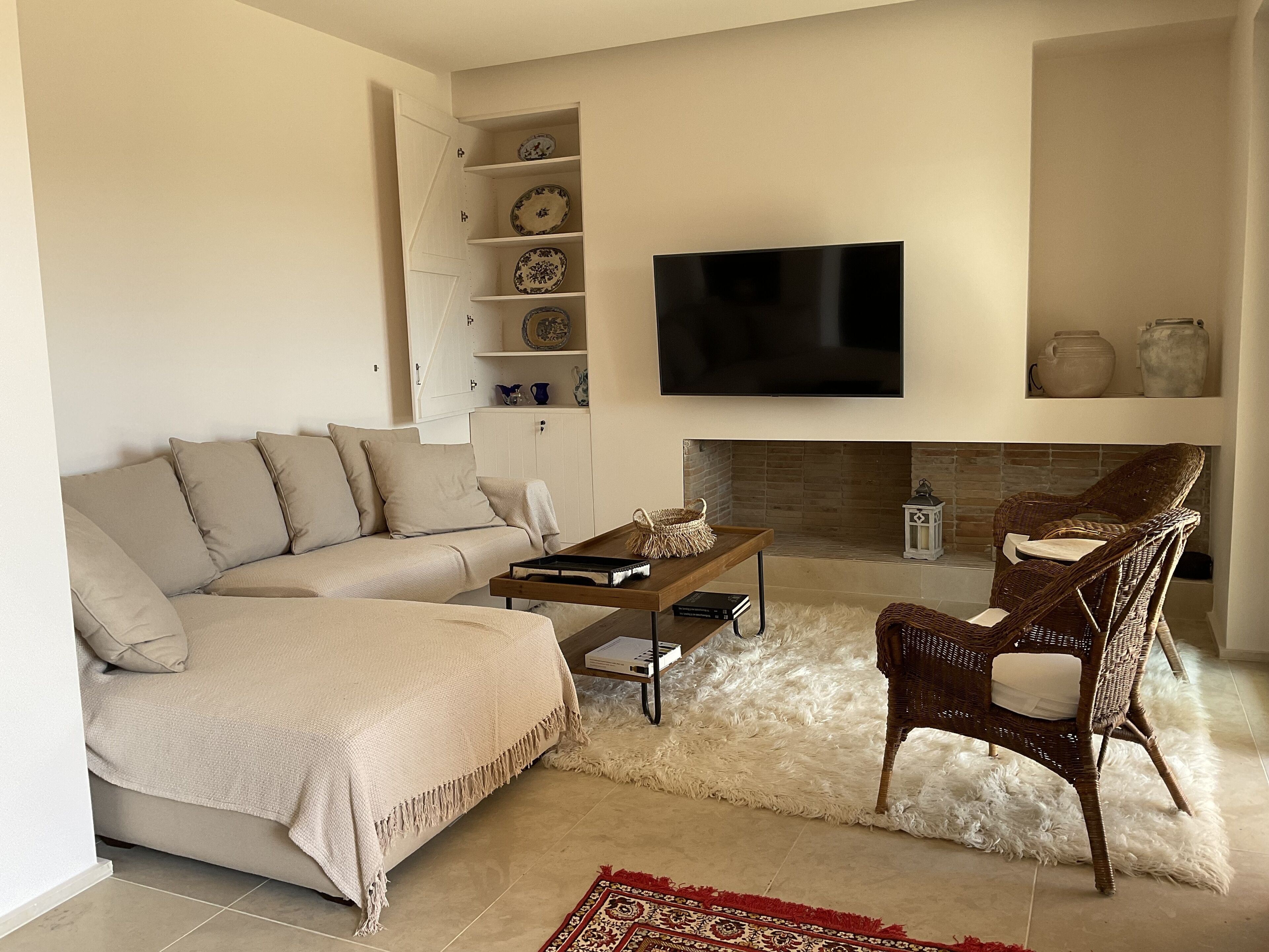 Stone House — Beachfront