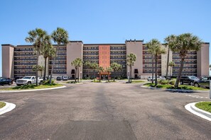 Apartment, 2 Bedrooms | Exterior