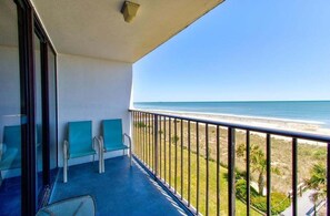 Property grounds - 0411 Seaside Sunrise by Atlantic Towers (Carolina Beach)