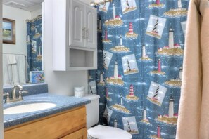 Condo, 1 Bedroom | Bathroom - 0211 The Blue Lighthouse by Atlantic Towers (Carolina Beach)