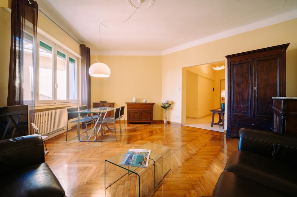 Elegant Apartment in the Center