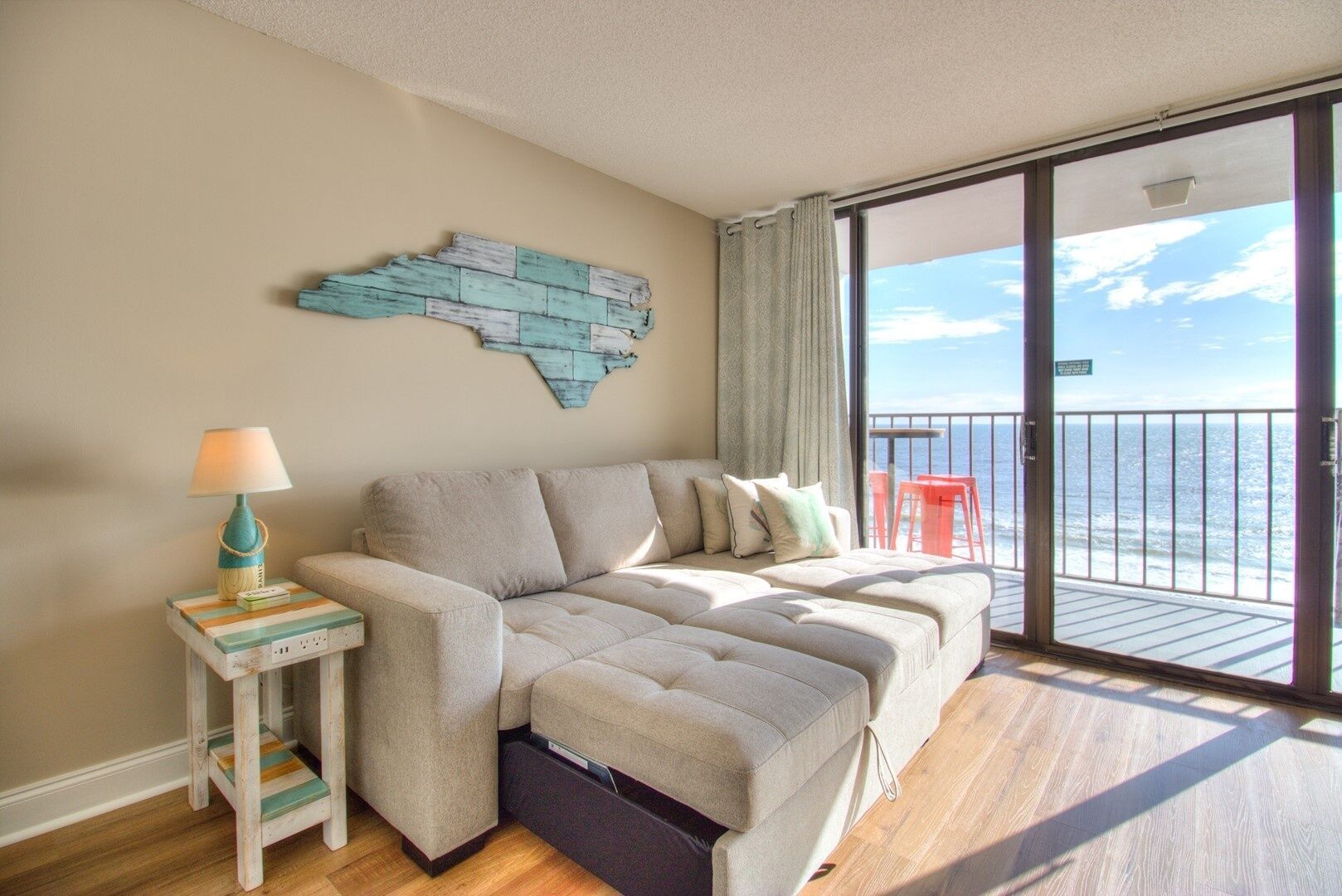 0611 Endless Horizon 1 Bedroom Condo by Redawning