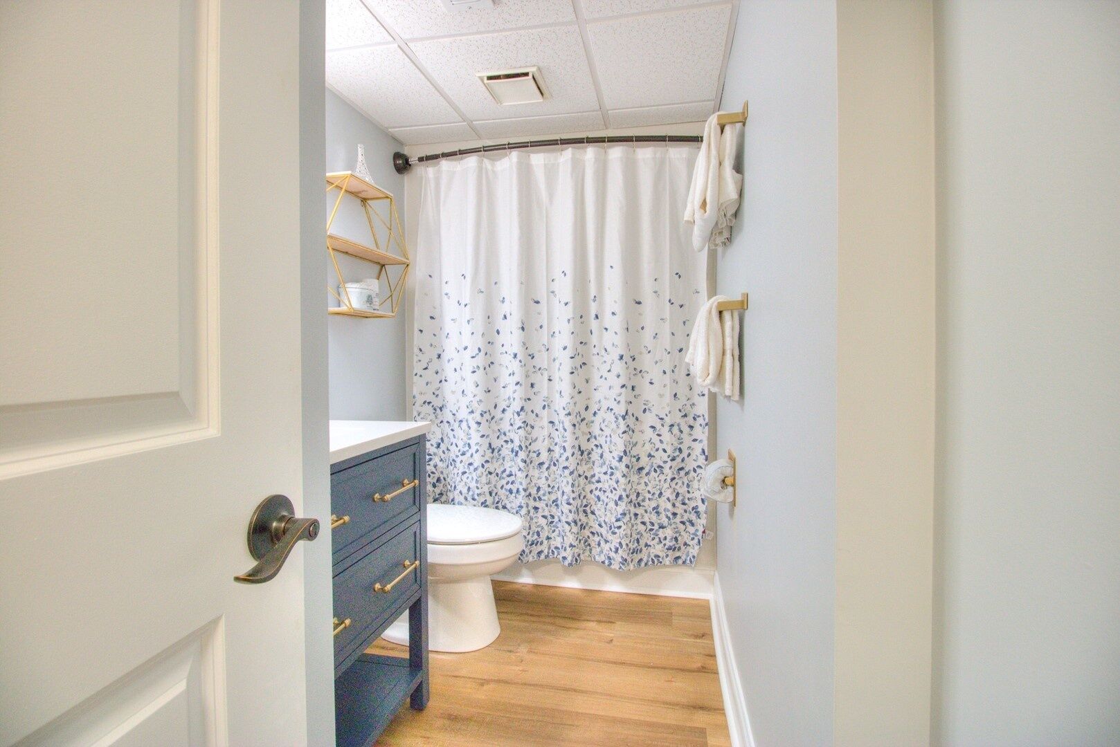 0611 Endless Horizon 1 Bedroom Condo by Redawning