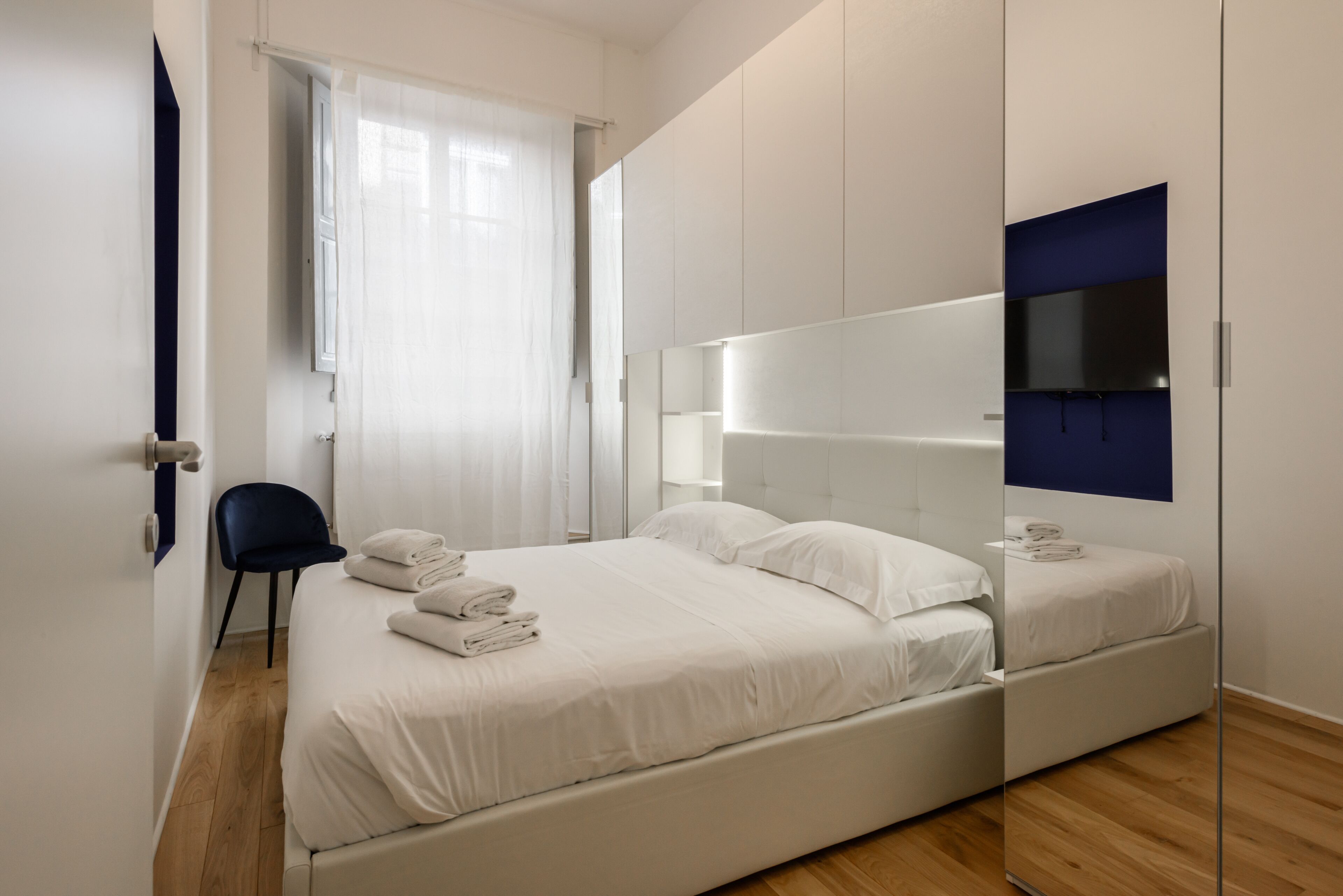 Comfort Apartment | Premium bedding, down comforters, individually decorated