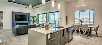 NEW - Heated Pool & Spa - Lake - Western Exposure