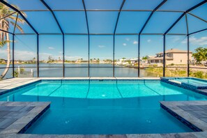 Piscine extérieure, piscine chauffée