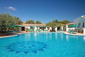 Sæsonbestemt udendørs pool