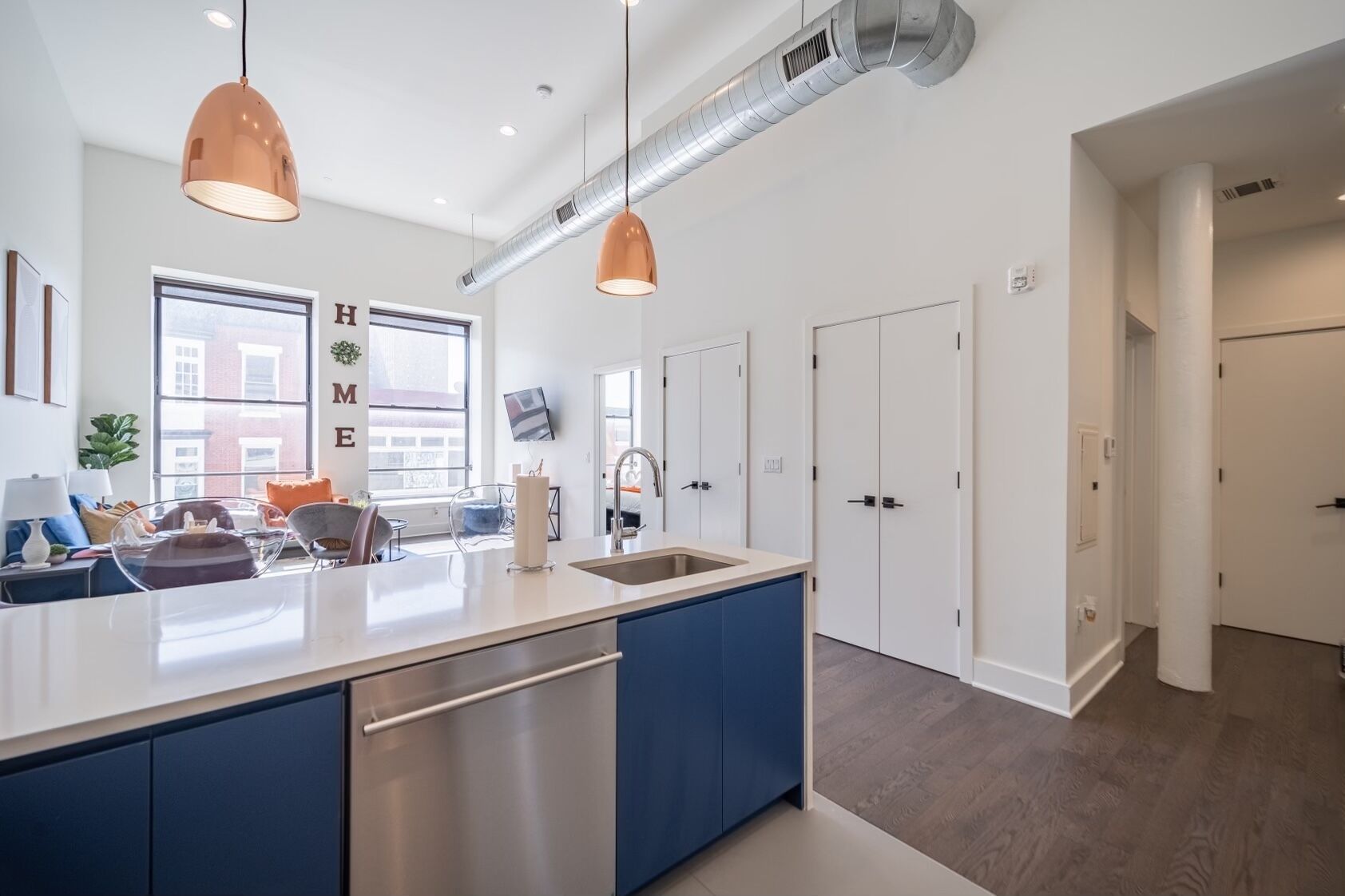 The Auburn. DWTN NEWARK 1BR. Easy NYC Access