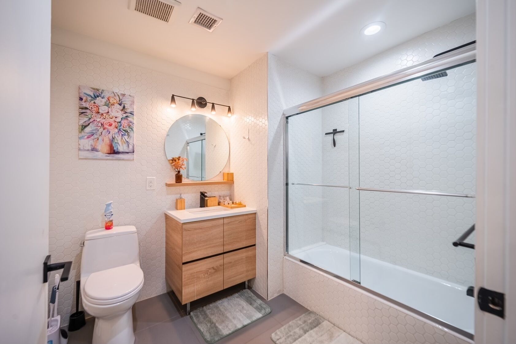 The Auburn. DWTN NEWARK 1BR. Easy NYC Access