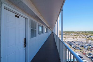 Condo, várias camas, sacada, vista para o oceano (Turtle Love) | Área da propriedade