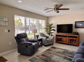 Smart TV, offices