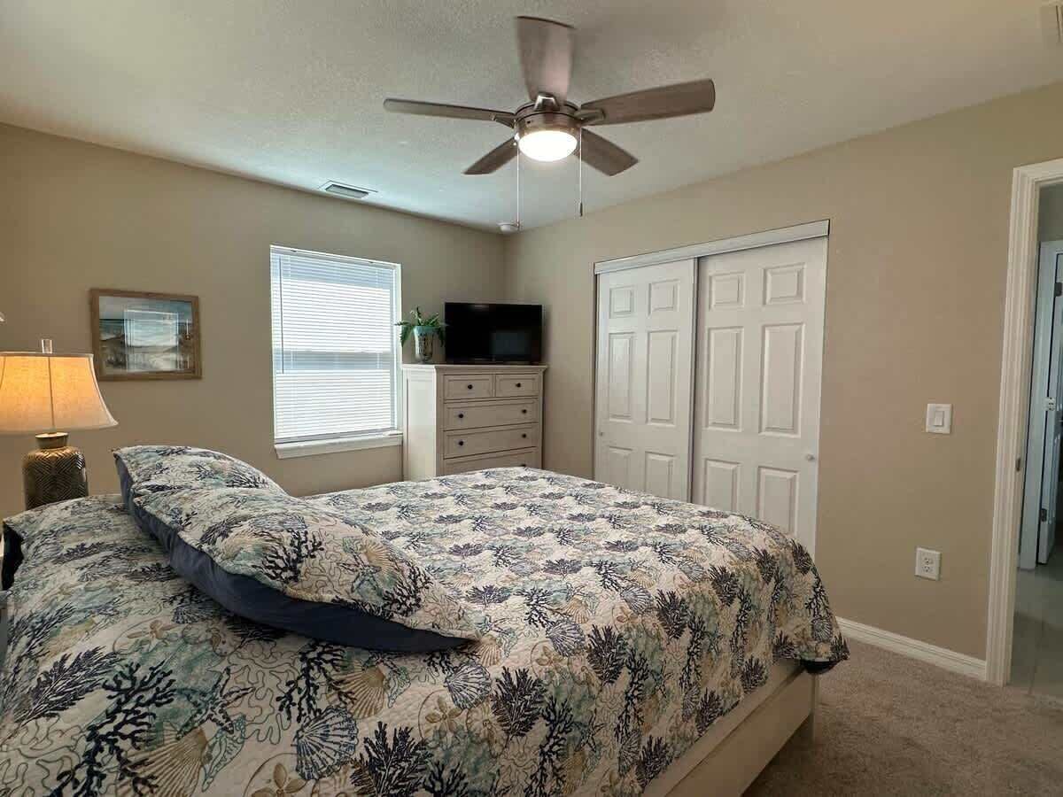 3 bedrooms, iron/ironing board, free WiFi, bed sheets