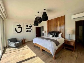 3 bedrooms, bed sheets