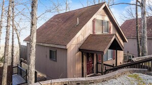Unclassified image, 4 of 21, button - Skipjack Cottage Branson (Branson West)