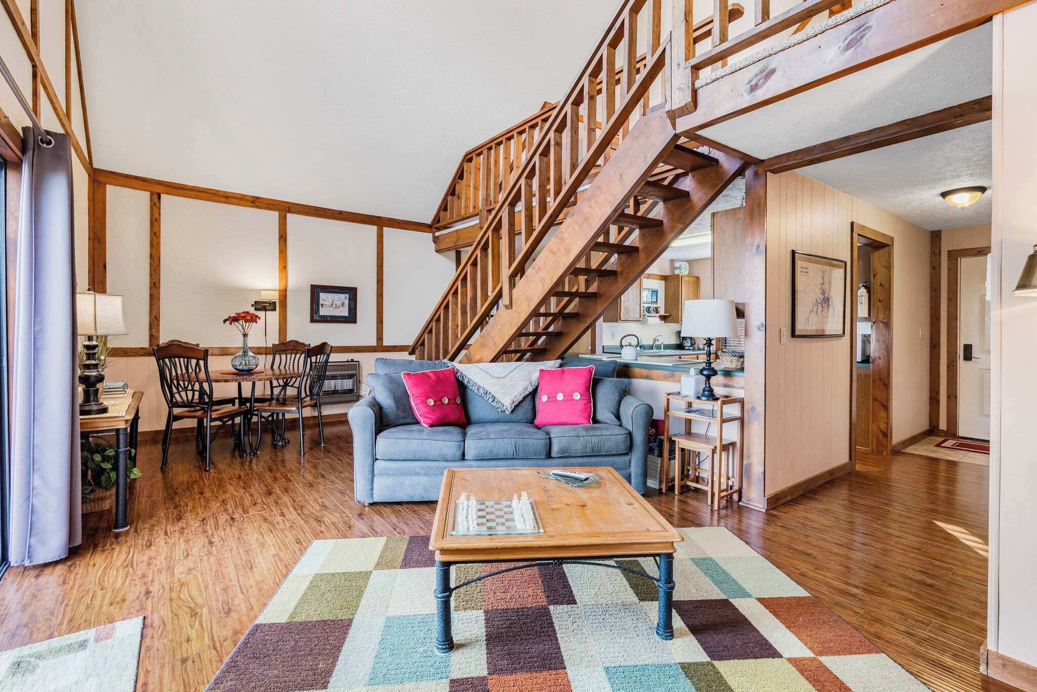 Cabin, 1 King Bed with Sofa bed, Balcony (Skipjack Cottage Branson) | Living area | 41-inch flat-screen TV with digital channels, fireplace