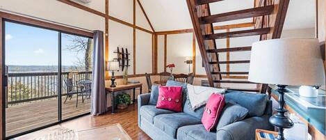 Cabin, 1 King Bed with Sofa bed, Balcony (Skipjack Cottage Branson) | Living area