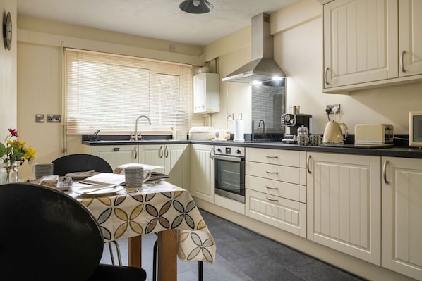 Fridge, microwave, oven, dishwasher