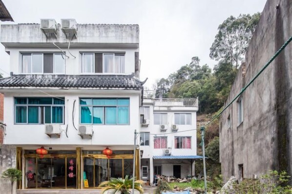 Exterior - Yandang Mountain Xiufeng Tower (Yueqing)