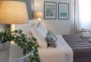 1 bedroom, WiFi, bed sheets - Santonofrio Romantica, between Trastevere and the Vatican (Roma)