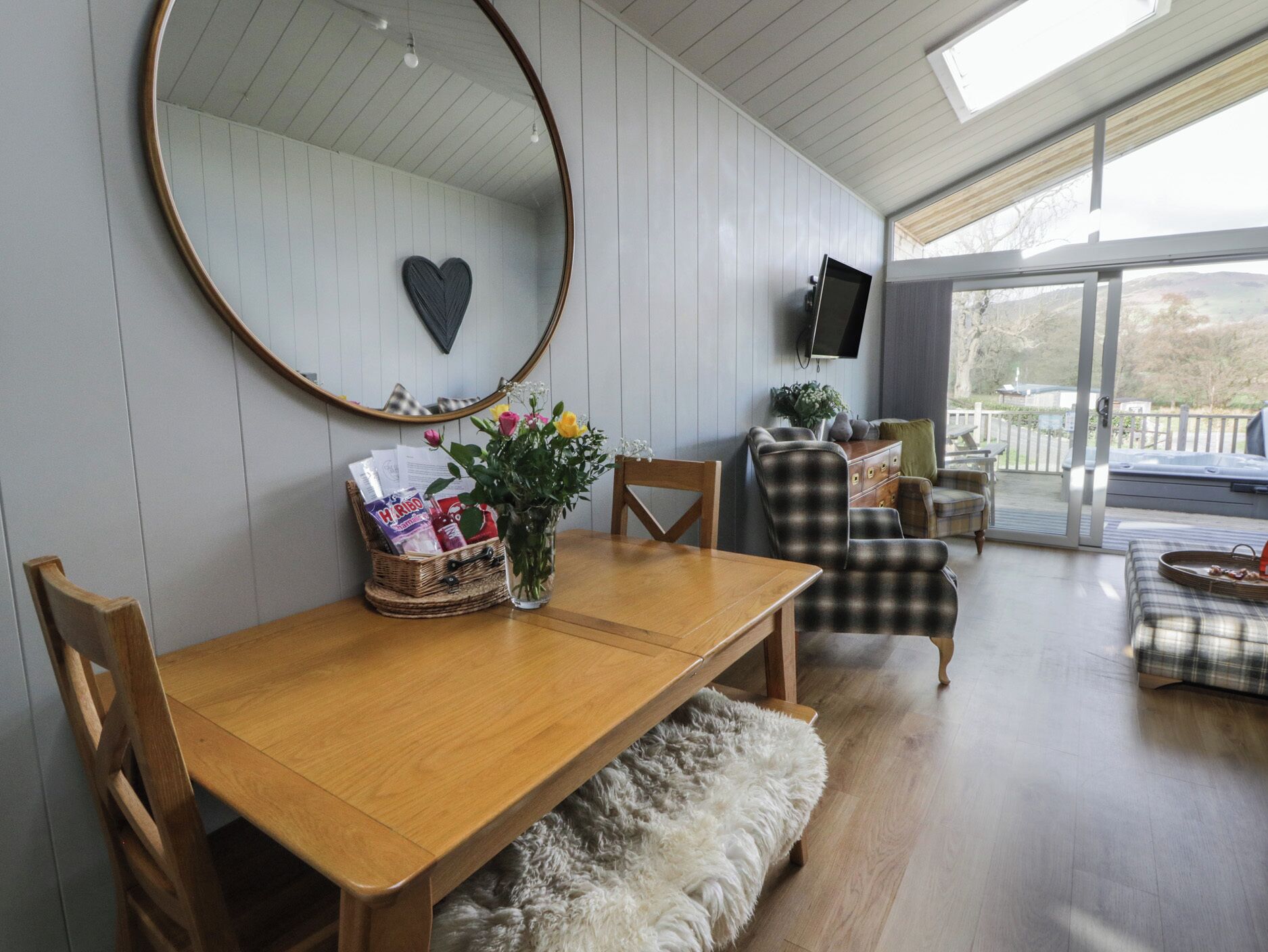 Doe Lodge, Family Friendly, With Hot Tub In Rhayader - Llandrindod Wells