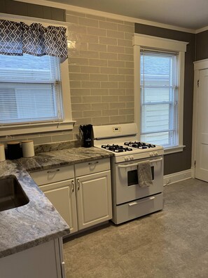 Fridge, microwave, stovetop, coffee/tea maker - Rolston 1, One Bedroom Unit near Xavier, Downtown (Cincinnati)