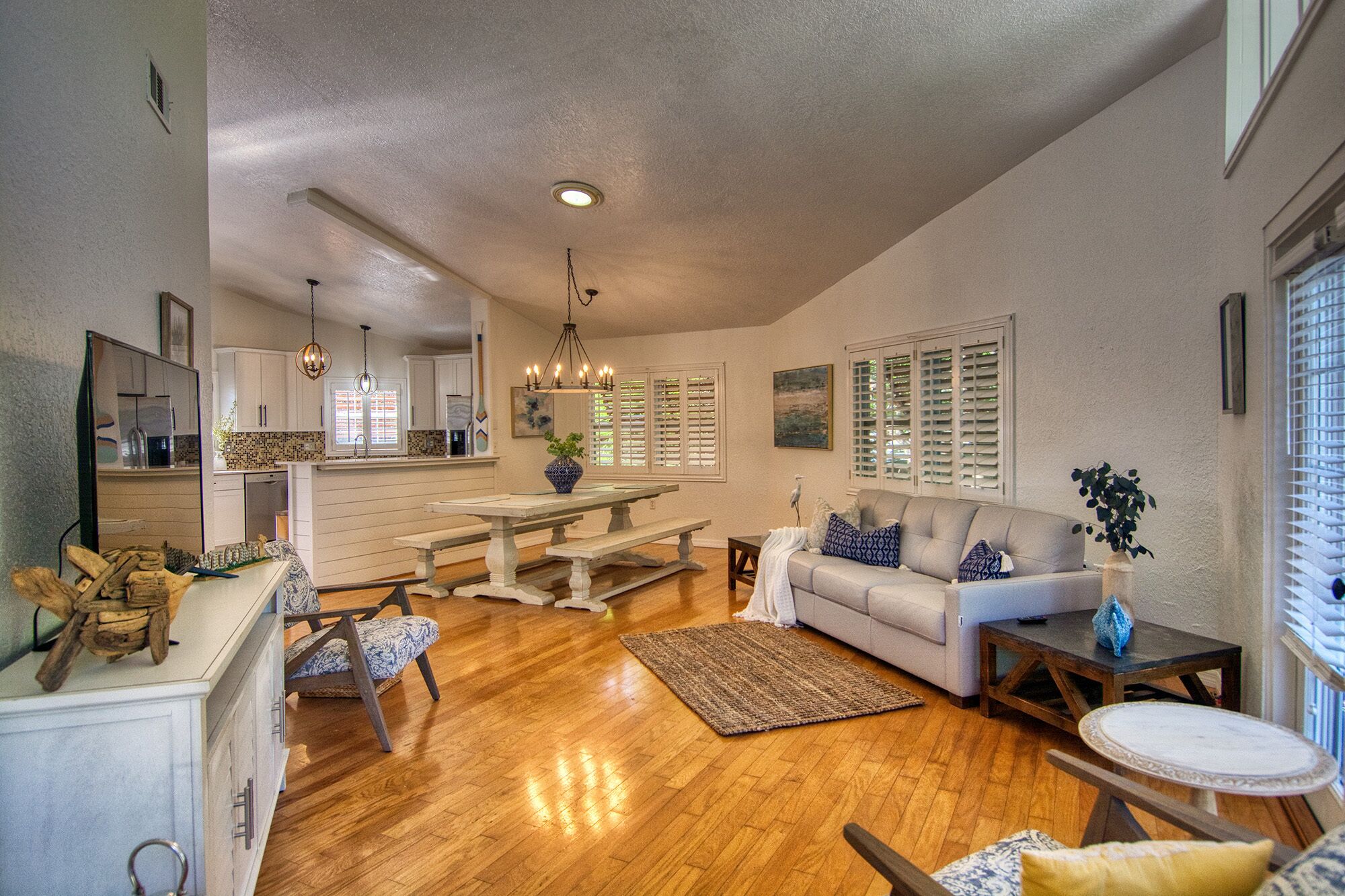 ***Large House with Heated Salt Water Pool