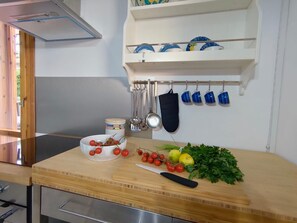 Fridge, oven, stovetop, coffee/tea maker - Amazing Fontane Bianche (Fontane Bianche)