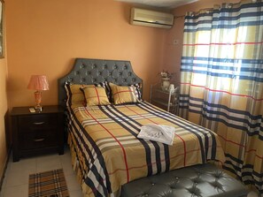 City Apartment, 2 Bedrooms, Mountain View