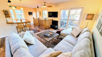 Smart TV, chimenea, videojuegos y libros