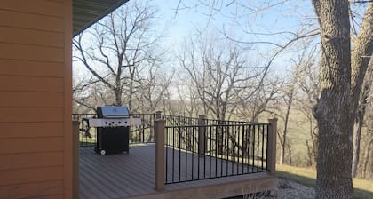 Spacious Cabin on 40 acres